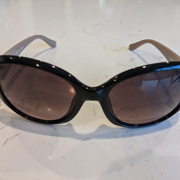 Salvatore Ferragamo Sunglasses - Black and Beige - Picture 6 of 6